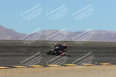 media/Mar-24-2025-Moto Forza (Mon) [[57ce5c5cff]]/1-Advanced Group/Session 2 (Bowl)/